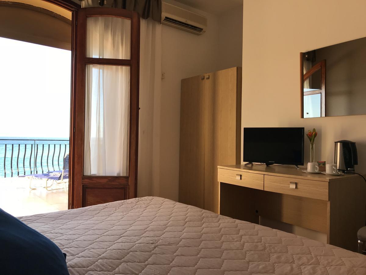 Hotel La Sirenetta Giardini Naxos Exterior photo
